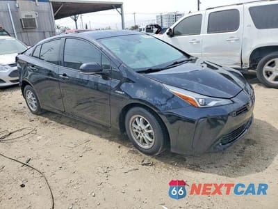 Czwarte zdjęcie samochodu z boku: 2019 TOYOTA PRIUS XLE VIN:JTDKARFU6K3079406 - miniatura
