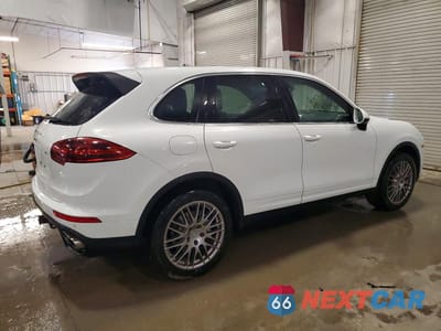 Trzecie zdjęcie samochodu z tyłu: 2015 PORSCHE CAYENNE S VIN:WP1AB2A22FLA56537 - miniatura