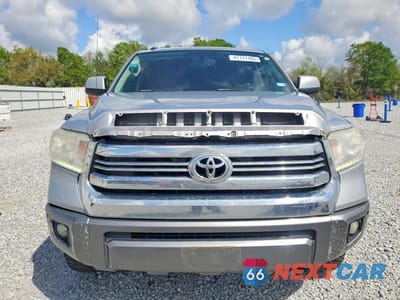 Piąte zdjęcie samochodu w środku: 2017 TOYOTA TUNDRA 1794 EDITION VIN:5TFAW5F11HX591541 - miniatura