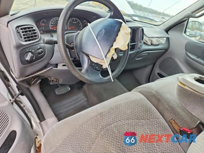 Zdjęcie 8 z 12 samochodu: 2000 FORD F150 VIN:1FTZX1722YKB29289 - miniatura