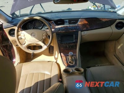 Zdjęcie 8 z 12 samochodu: 2006 MERCEDES-BENZ CLS 500C VIN:WDDDJ75X36A058965 - miniatura