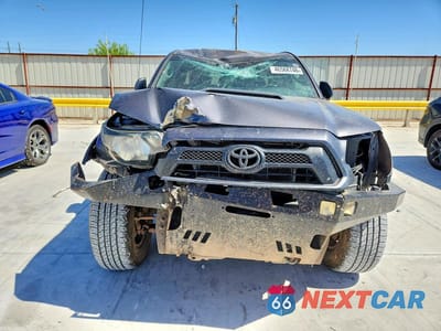 Piąte zdjęcie samochodu w środku: 2013 TOYOTA TACOMA PRERUNNER V6 VIN:3TMJU4GN0DM140747 - miniatura