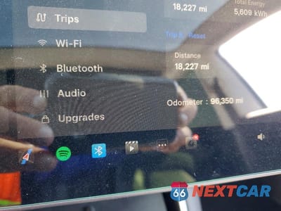 Zdjęcie 9 z 11 samochodu: 2018 TESLA MODEL 3 VIN:5YJ3E1EB5JF070689 - miniatura