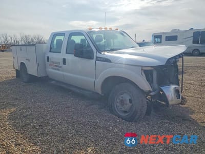 Czwarte zdjęcie samochodu z boku: 2015 FORD F350 SUPER DUTY VIN:1FD8W3H60FEC84331 - miniatura