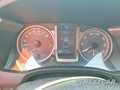 Zdjęcie 9 z 12 samochodu: 2017 TOYOTA TACOMA SR5 VIN:3TMAZ5CN7HM044052 - miniatura
