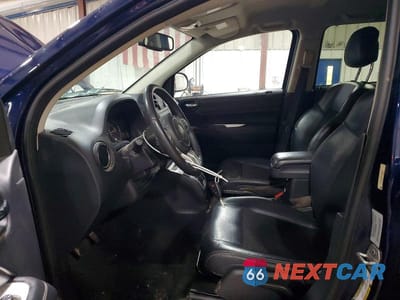 Zdjęcie 7 z 12 samochodu: 2016 JEEP COMPASS LATITUDE VIN:1C4NJDEB6GD588011 - miniatura