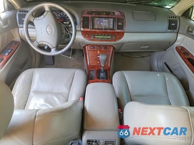 Zdjęcie 8 z 11 samochodu: 2006 TOYOTA CAMRY XLE V6 VIN:4T1BF30KX6U626579 - miniatura