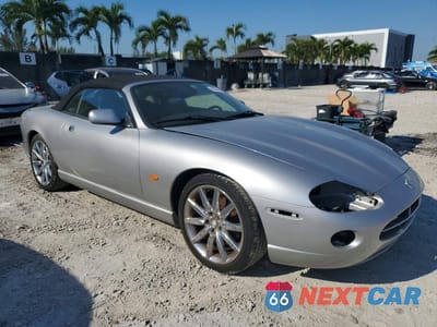 Czwarte zdjęcie samochodu z boku: 2006 JAGUAR XK8 VIN:SAJDA42C662A47886 - miniatura
