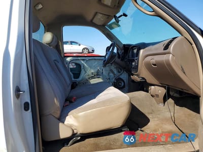 Zdjęcie 7 z 13 samochodu: 2000 TOYOTA TUNDRA BASE VIN:5TBJN3215YS085383 - miniatura