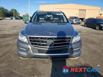Piąte zdjęcie samochodu w środku: 2012 MERCEDES-BENZ ML 350 BLUETEC VIN:4JGDA2EB9CA048398 - miniatura