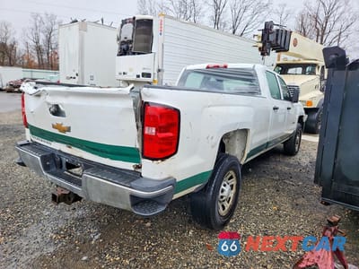 Trzecie zdjęcie samochodu z tyłu: 2015 CHEVROLET SILVERADO C3500 VIN:1GC4CYCG6FF153956 - miniatura