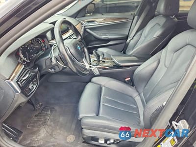 Zdjęcie 7 z 12 samochodu: 2017 BMW 530 XI VIN:WBAJA7C30HG906567 - miniatura