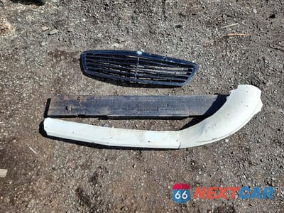 Zdjęcie 12 z 12 samochodu: 2008 MERCEDES-BENZ S 550 4MATIC VIN:WDDNG86X78A176270 - miniatura