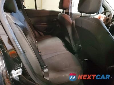 Zdjęcie 10 z 12 samochodu: 2022 CHEVROLET TRAX LS VIN:KL7CJNSM0NB552212 - miniatura