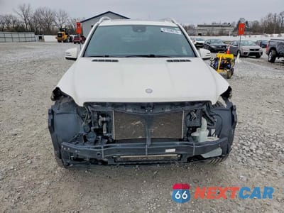 Piąte zdjęcie samochodu w środku: 2015 MERCEDES-BENZ GL 450 4MATIC VIN:4JGDF6EE6FA541740 - miniatura