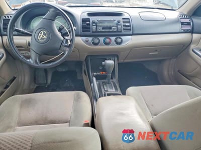 Zdjęcie 8 z 11 samochodu: 2003 TOYOTA CAMRY VIN:4T1BE32K33U660486 - miniatura