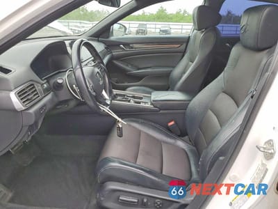 Zdjęcie 7 z 12 samochodu: 2018 HONDA ACCORD SPORT VIN:1HGCV1F3XJA050410 - miniatura