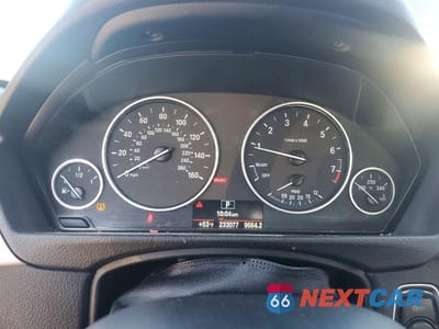 Zdjęcie 9 z 12 samochodu: 2015 BMW 320 I XDRIVE VIN:WBA3C3G57FNS73985 - miniatura