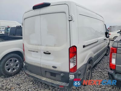 Trzecie zdjęcie samochodu z tyłu: 2024 FORD TRANSIT 250 UTILITY / SERVICE VAN VIN:1FTBR1C88RKA75021 - miniatura