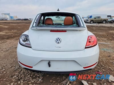 Zdjęcie 6 z 12 samochodu: 2017 VOLKSWAGEN BEETLE 1.8T VIN:3VWF17AT7HM623114 - miniatura