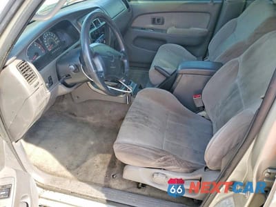 Zdjęcie 7 z 12 samochodu: 2001 TOYOTA 4RUNNER SR5 VIN:JT3HN86R610351235 - miniatura