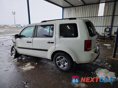 Drugie zdjęcie samochodu z przodu: 2014 HONDA PILOT LX VIN:5FNYF3H23EB020244 - miniatura