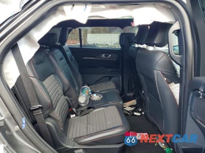 Zdjęcie 10 z 12 samochodu: 2025 FORD EXPLORER ST-LINE VIN:1FMUK8KH5SGB65898 - miniatura