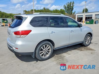 Czwarte zdjęcie samochodu z boku: 2016 NISSAN PATHFINDER S VIN:5N1AR2MN9GC645598 - miniatura