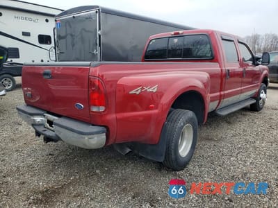 Trzecie zdjęcie samochodu z tyłu: 2002 FORD F350 SUPER DUTY VIN:1FTWW33F92EB22839 - miniatura