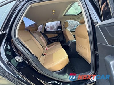 Zdjęcie 6 z 13 samochodu: 2019 VOLKSWAGEN JETTA SEL VIN:3VWE57BU0KM263389 - miniatura