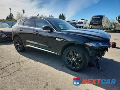 Czwarte zdjęcie samochodu z boku: 2023 JAGUAR F-PACE R-DYNAMIC S VIN:SADCT2FU2PA715848 - miniatura
