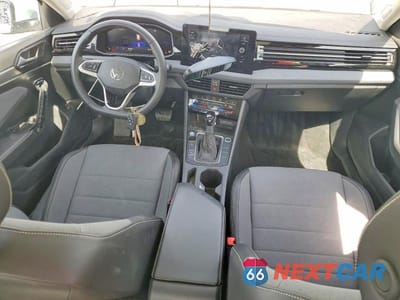 Zdjęcie 8 z 13 samochodu: 2025 VOLKSWAGEN JETTA SE VIN:3VW7X7BU6SM073468 - miniatura