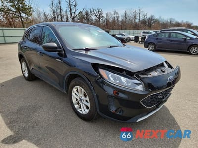 Czwarte zdjęcie samochodu z boku: 2022 FORD ESCAPE SE VIN:1FMCU9G6XNUA03158 - miniatura