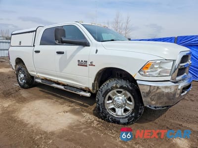 Czwarte zdjęcie samochodu z boku: 2014 RAM 3500 SLT VIN:3C63R3DL3EG233101 - miniatura