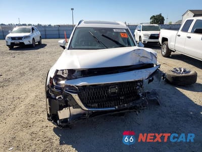 Piąte zdjęcie samochodu w środku: 2024 MAZDA CX-90 PREMIUM VIN:JM3KKDHD9R1121612 - miniatura