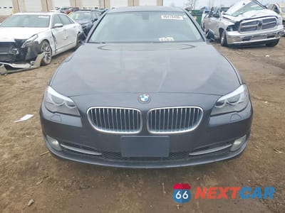Piąte zdjęcie samochodu w środku: 2013 BMW 528 XI VIN:WBAXH5C56DD114544 - miniatura