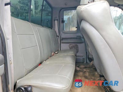 Zdjęcie 10 z 11 samochodu: 2002 FORD F250 SUPER DUTY VIN:1FTNX21F32EC29584 - miniatura