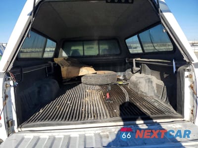 Zdjęcie 10 z 14 samochodu: 2000 FORD F350 SUPER DUTY VIN:1FTWW33F0YEE30068 - miniatura