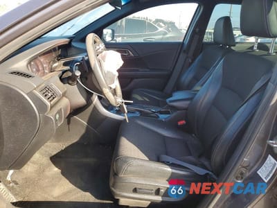 Zdjęcie 7 z 12 samochodu: 2017 HONDA ACCORD SPORT VIN:1HGCR2F56HA122922 - miniatura