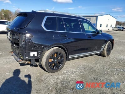 Trzecie zdjęcie samochodu z tyłu: 2020 BMW X7 XDRIVE40I VIN:5UXCW2C0XL9A03105 - miniatura