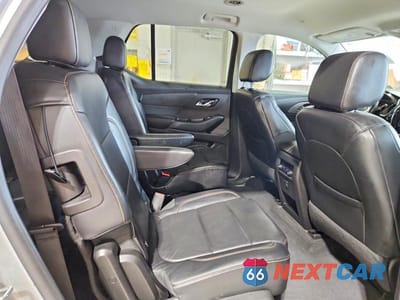 Zdjęcie 11 z 12 samochodu: 2019 CHEVROLET TRAVERSE LT VIN:1GNEVHKW3KJ176939 - miniatura