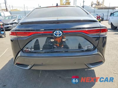 Zdjęcie 6 z 12 samochodu: 2021 TOYOTA MIRAI XLE VIN:JTDAAAAA3MA002002 - miniatura