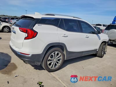 Trzecie zdjęcie samochodu z tyłu: 2020 GMC TERRAIN SLT VIN:3GKALPEX0LL236265 - miniatura