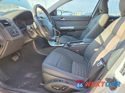 Zdjęcie 7 z 14 samochodu: 2011 VOLVO V50 T5 VIN:YV1672MW5B2633806 - miniatura