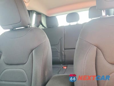 Zdjęcie 10 z 12 samochodu: 2019 JEEP RENEGADE LATITUDE VIN:ZACNJABB5KPJ77273 - miniatura