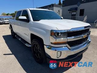 Czwarte zdjęcie samochodu z boku: 2018 CHEVROLET SILVERADO C1500 LT VIN:3GCPCRECXJG597832 - miniatura