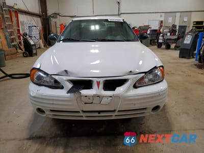 Piąte zdjęcie samochodu w środku: 2002 PONTIAC GRAND AM SE1 VIN:1G2NF52E22M594200 - miniatura