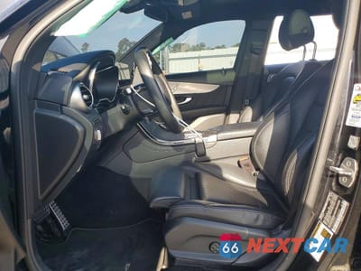 Zdjęcie 7 z 13 samochodu: 2020 MERCEDES-BENZ GLC 300 VIN:W1N0G8DB5LF859925 - miniatura