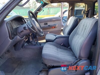 Zdjęcie 7 z 13 samochodu: 1999 TOYOTA TACOMA V6 VIN:4TAWN72N0XZ512324 - miniatura