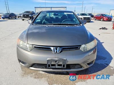Piąte zdjęcie samochodu w środku: 2007 HONDA CIVIC LX VIN:2HGFG12677H558061 - miniatura